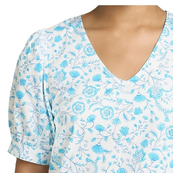 NWT Draper James VNeck puff sleeved top - Picture 3 of 7